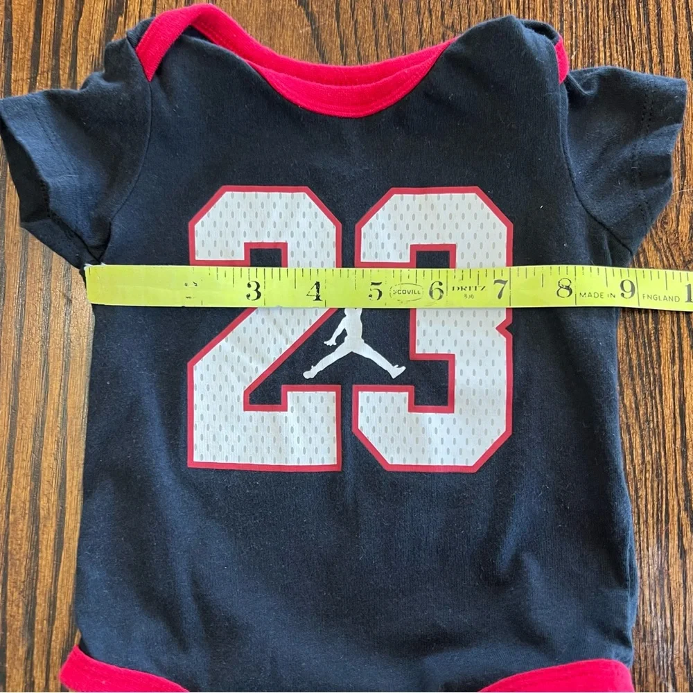 Jordan Baby Bodysuit Size 3-6 Months Jumpman Logo Black With Red Trim #23